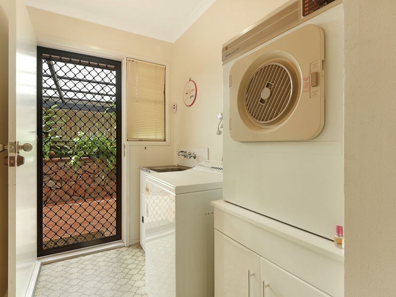 19 Chateau Street, Carseldine QLD 4034