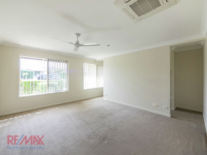 5 Corowa Court, Eatons Hill QLD 4037