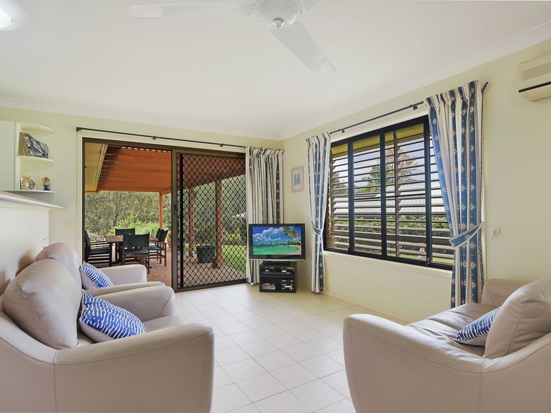 24 Kingfisher Street, Albany Creek QLD 4035