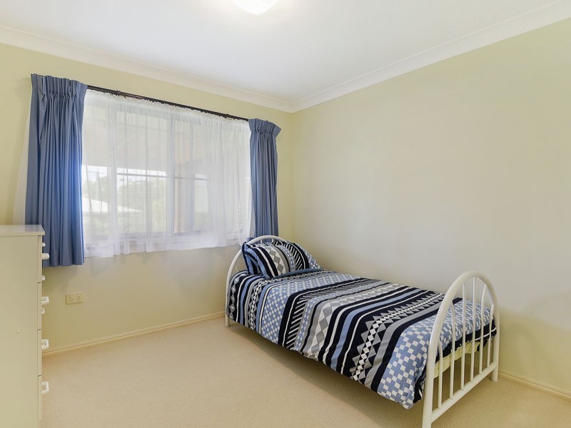 24 Kingfisher Street, Albany Creek QLD 4035