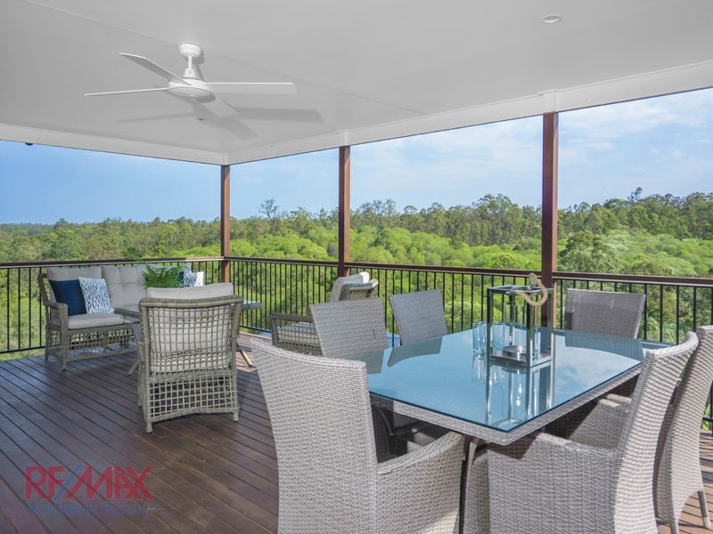 18 Hacker Road, Cashmere QLD 4500