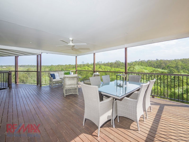 18 Hacker Road, Cashmere QLD 4500