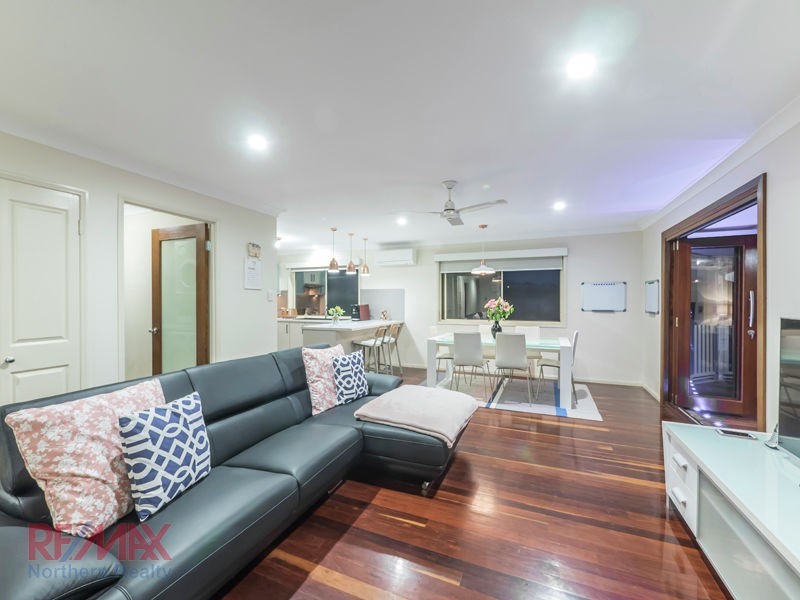 19 Boondooma Circuit, Albany Creek QLD 4035