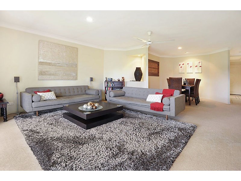 10 Octantis Court, Bridgeman Downs QLD 4035