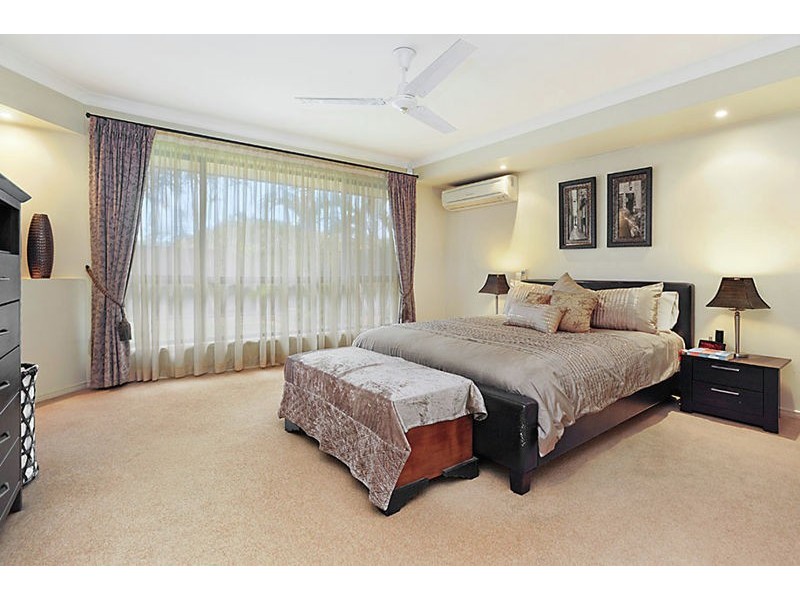 10 Octantis Court, Bridgeman Downs QLD 4035
