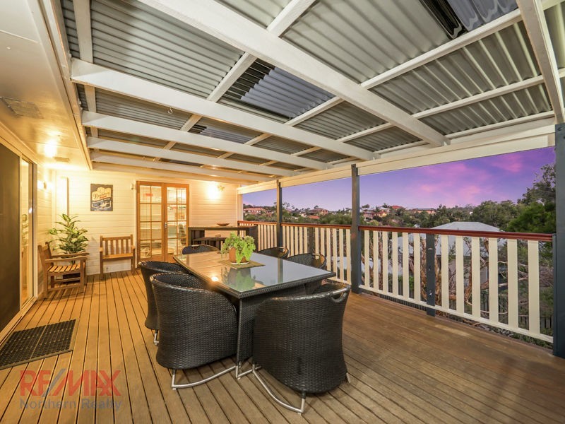 19 Sunblest Ct, Eatons Hill QLD 4037