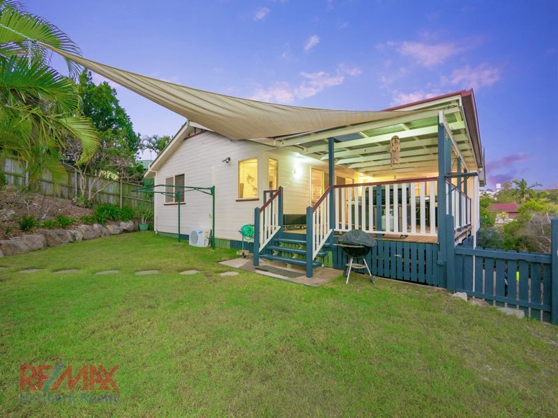 19 Sunblest Ct, Eatons Hill QLD 4037