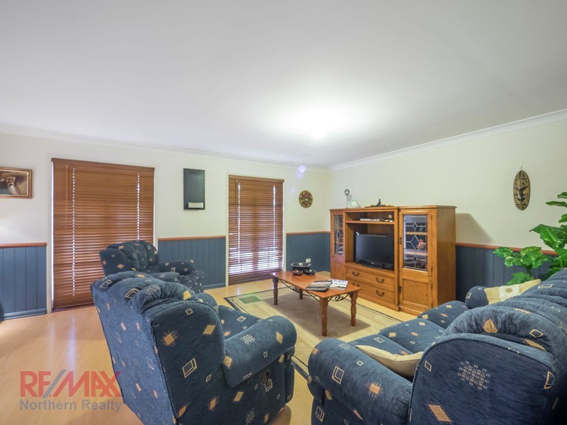 19 Sunblest Ct, Eatons Hill QLD 4037