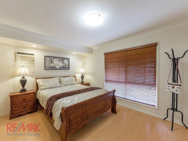 19 Sunblest Ct, Eatons Hill QLD 4037