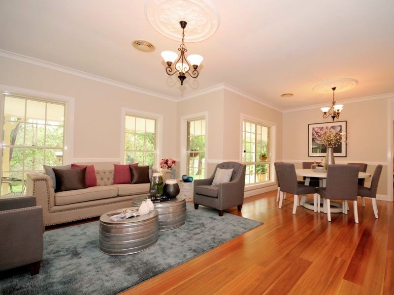 40 Bunya Pine Court, Eatons Hill QLD 4037