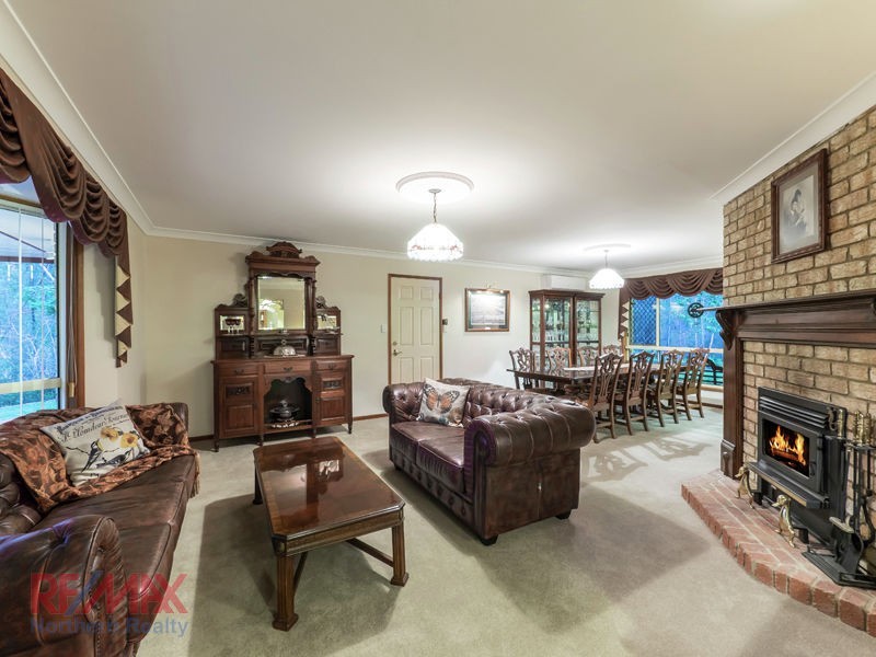 33 Wagtail Place, Warner QLD 4500