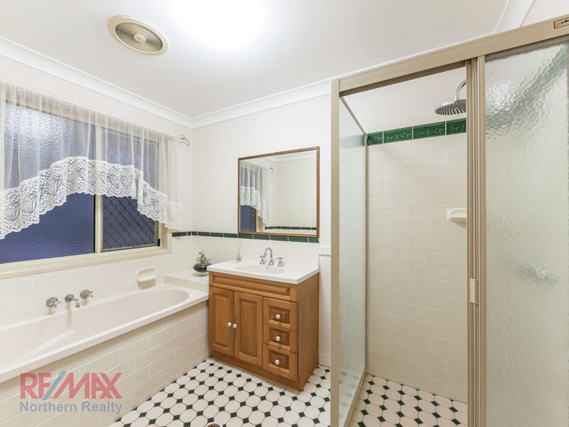 33 Wagtail Place, Warner QLD 4500