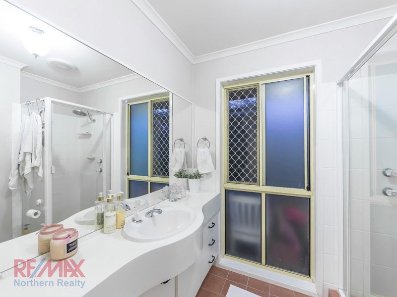 24 Clarendon St, Strathpine QLD 4500