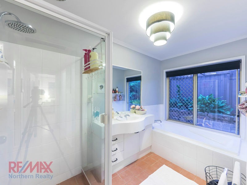 24 Clarendon St, Strathpine QLD 4500