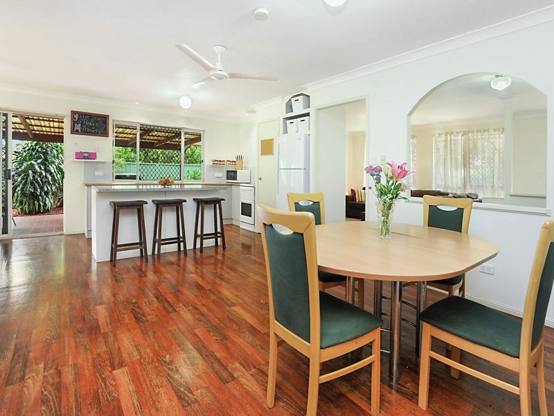 16 Donnelly Drive, Kallangur QLD 4503