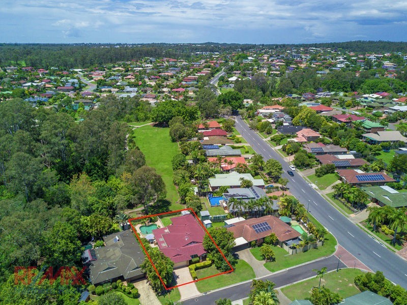 4 Dove Court, Albany Creek QLD 4035