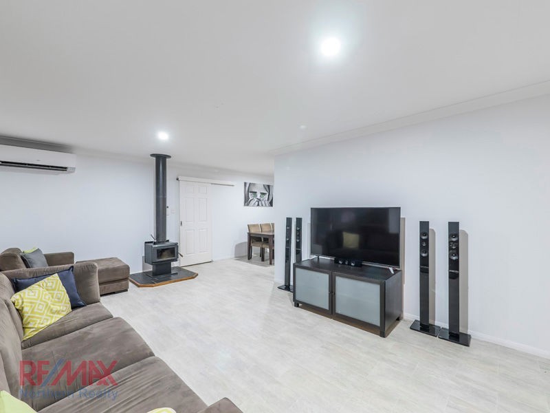 33 Pascali Cr, Eatons Hill QLD 4037