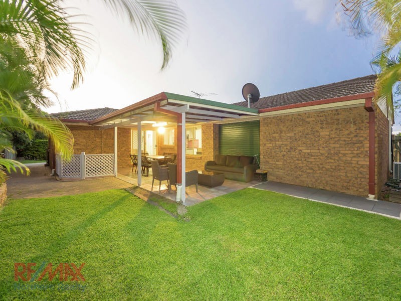 33 Pascali Cr, Eatons Hill QLD 4037