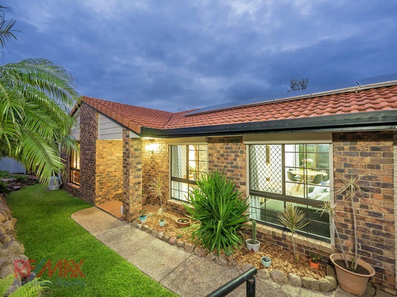 13 Garganey St, Albany Creek QLD 4035