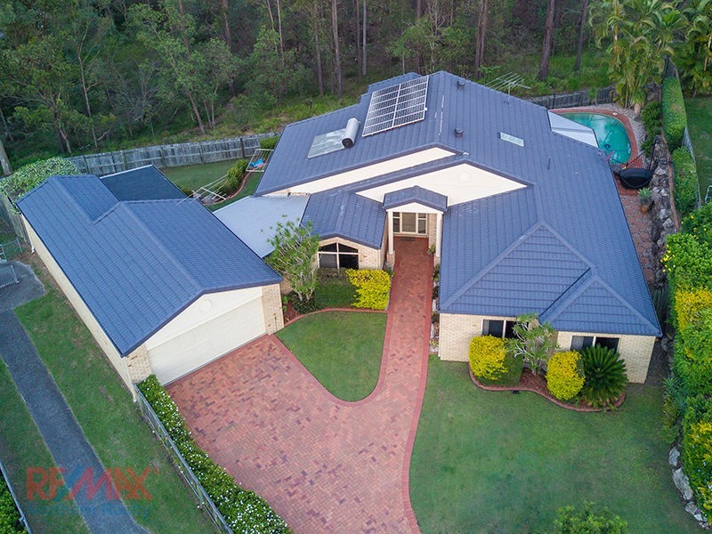 8 Boree Court, Albany Creek QLD 4035
