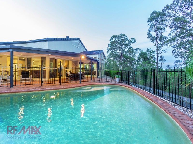 8 Boree Court, Albany Creek QLD 4035