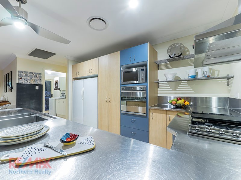 8 Boree Court, Albany Creek QLD 4035