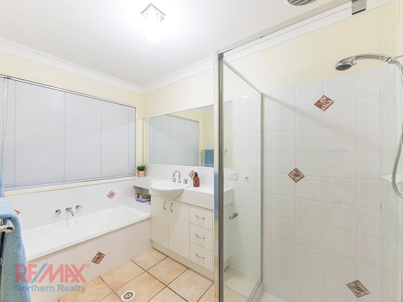 8 Boree Court, Albany Creek QLD 4035