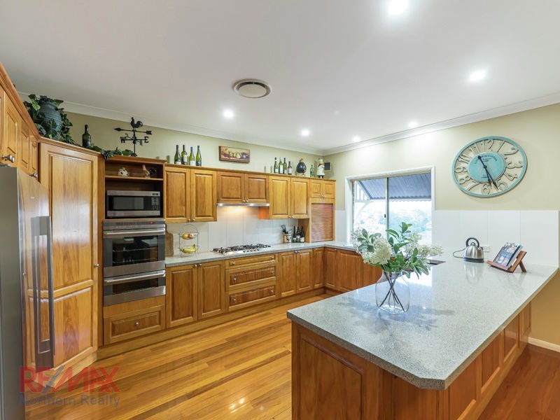 5 Lambertia Court, Albany Creek QLD 4035