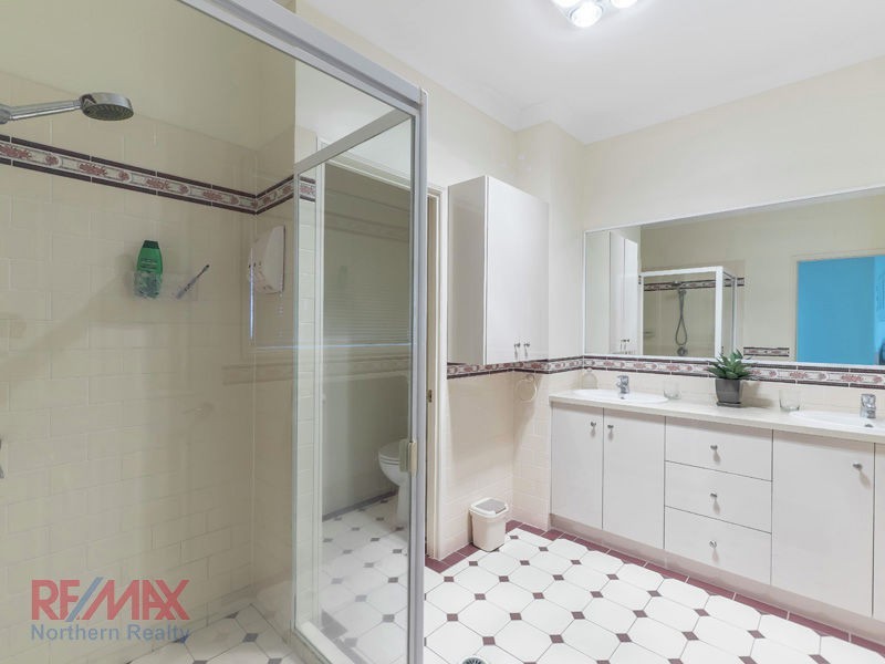 5 Lambertia Court, Albany Creek QLD 4035