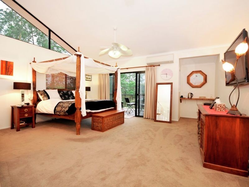 58 Snow Wood Drive, Eatons Hill QLD 4037