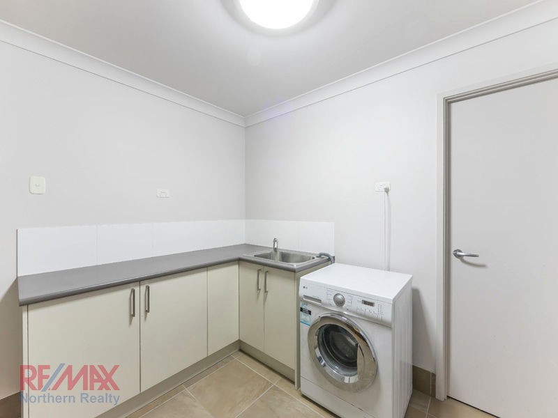 17 Talisman Court, Eatons Hill QLD 4037