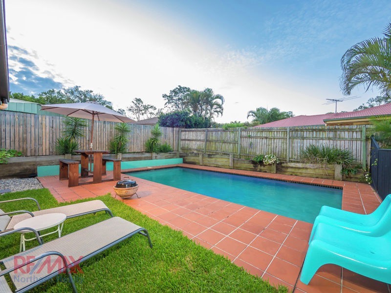 8 Pine Valley Drive, Joyner QLD 4500