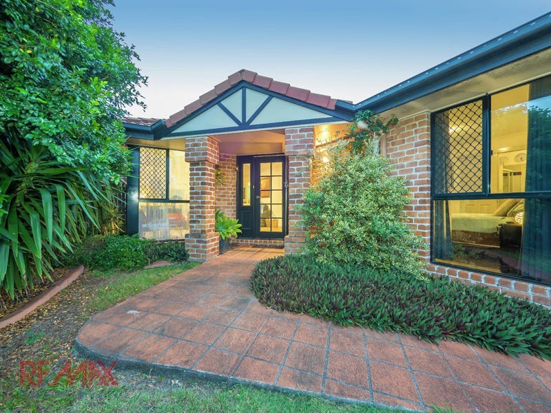 8 Pine Valley Drive, Joyner QLD 4500