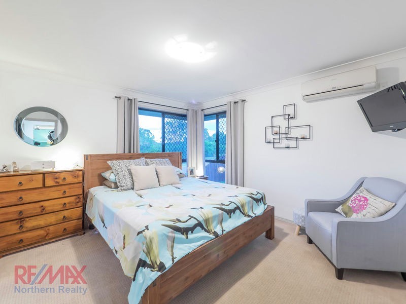 8 Pine Valley Drive, Joyner QLD 4500