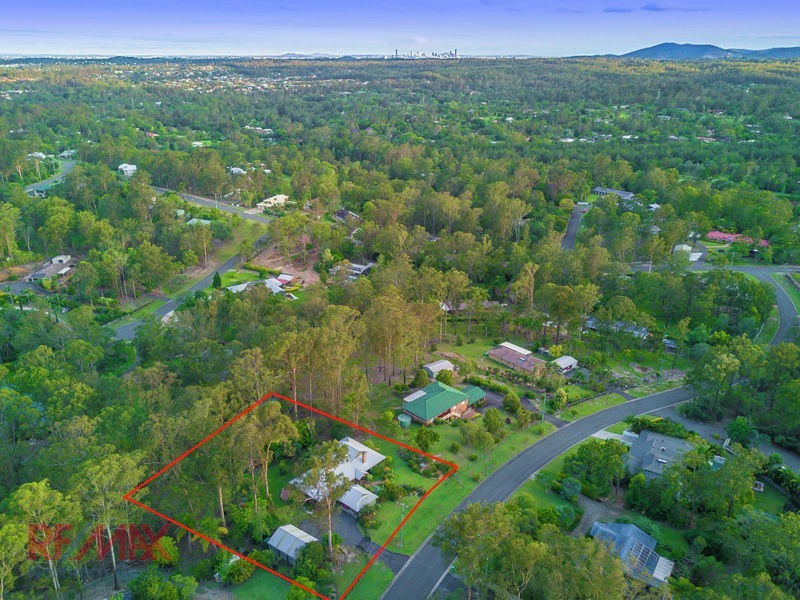10 Montego Ct, Eatons Hill QLD 4037