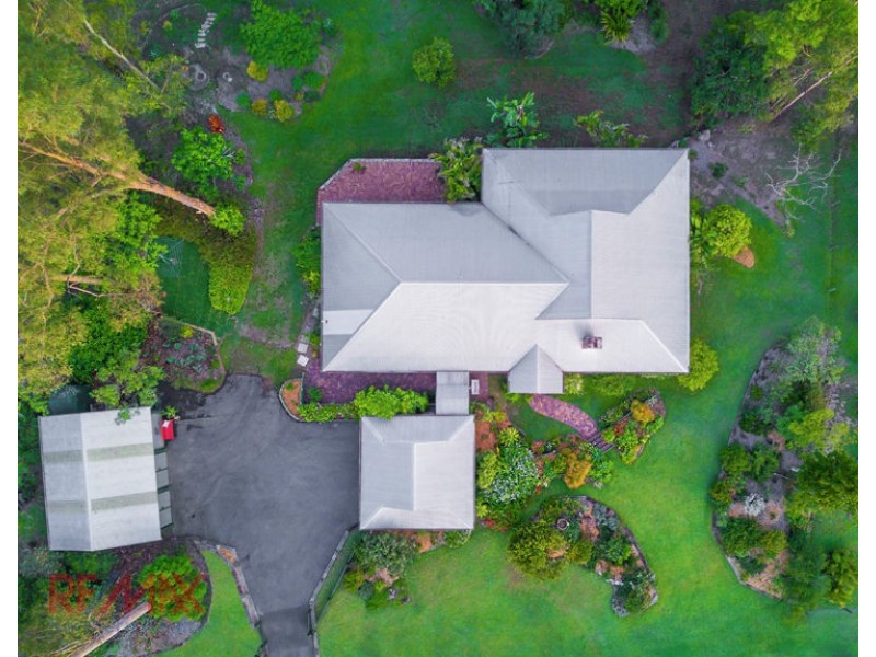 10 Montego Ct, Eatons Hill QLD 4037