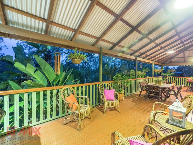 10 Montego Ct, Eatons Hill QLD 4037