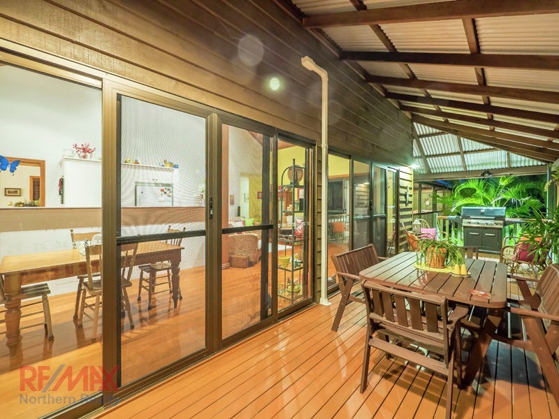 10 Montego Ct, Eatons Hill QLD 4037