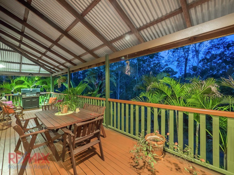 10 Montego Ct, Eatons Hill QLD 4037