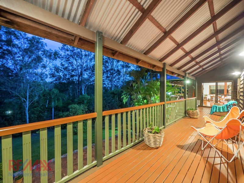 10 Montego Ct, Eatons Hill QLD 4037