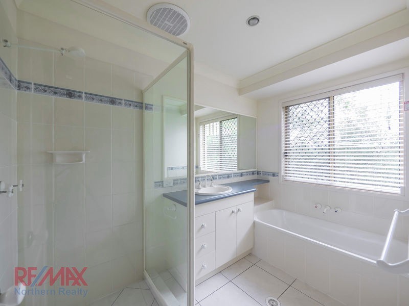 7 Starina Court, Eatons Hill QLD 4037