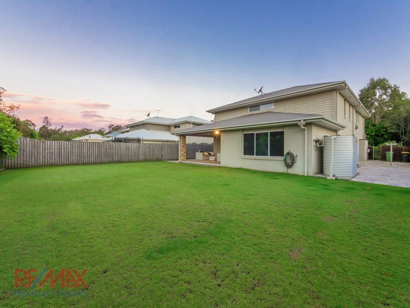 7 Confluence Court, Eatons Hill QLD 4037