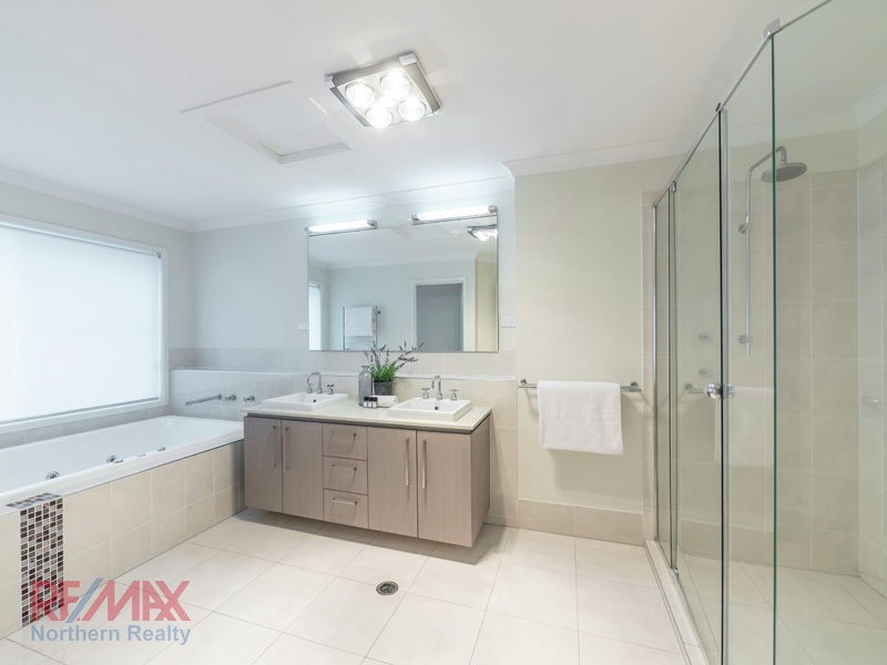 7 Confluence Court, Eatons Hill QLD 4037