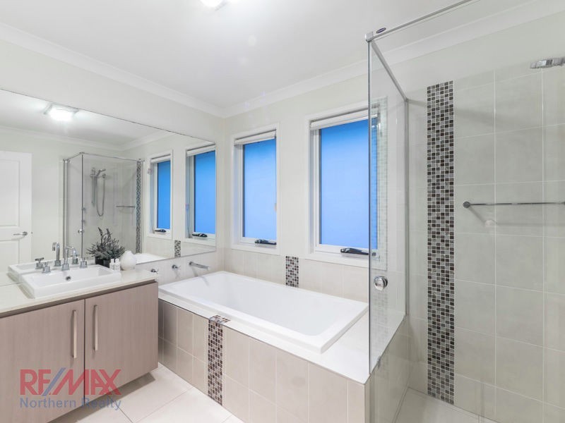 7 Confluence Court, Eatons Hill QLD 4037