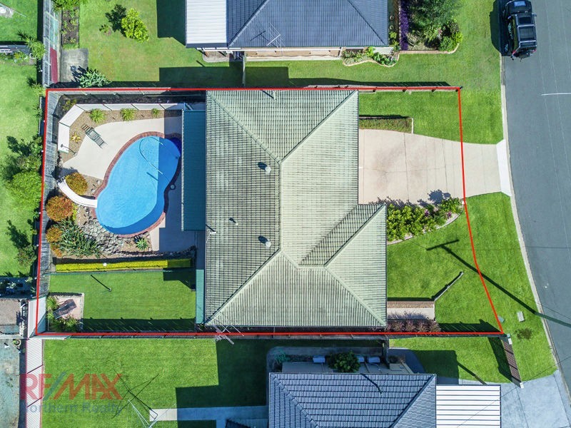 3 Strathford Ave, Albany Creek QLD 4035