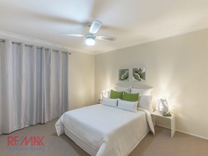 3 Strathford Ave, Albany Creek QLD 4035