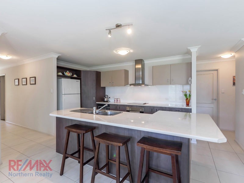 24 Bella Street, Cashmere QLD 4500