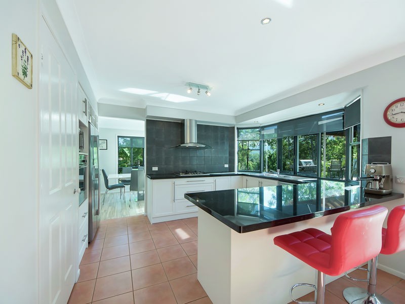 6 Woodgrove Court, Highvale QLD 4520