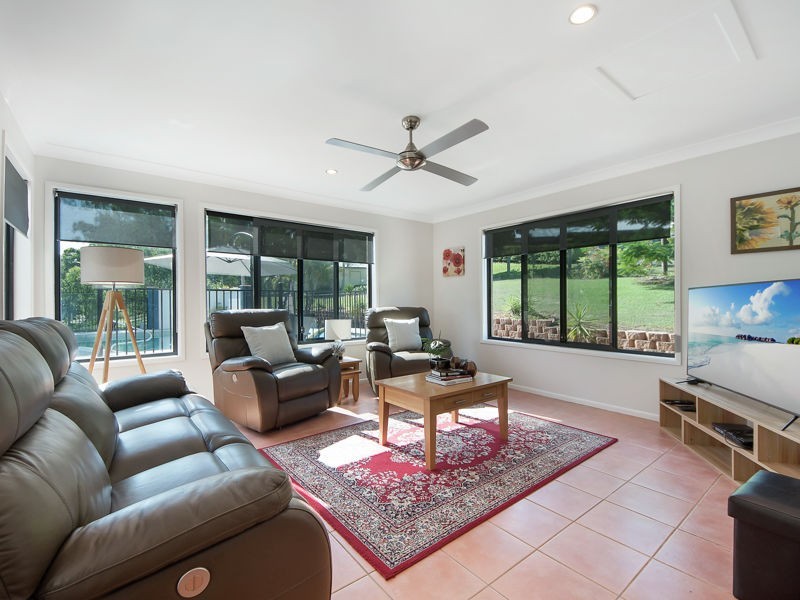 6 Woodgrove Court, Highvale QLD 4520