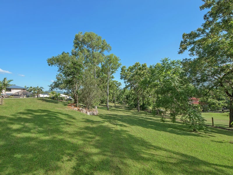 6 Woodgrove Court, Highvale QLD 4520
